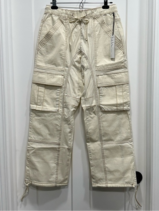 Nicole Miller Pants - Nicole Miller Women’s Cream Cargo Pants - Size Small